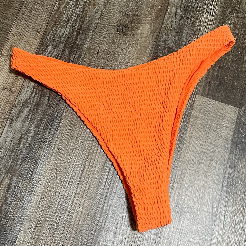 🍑Hollister swim bottoms🍑